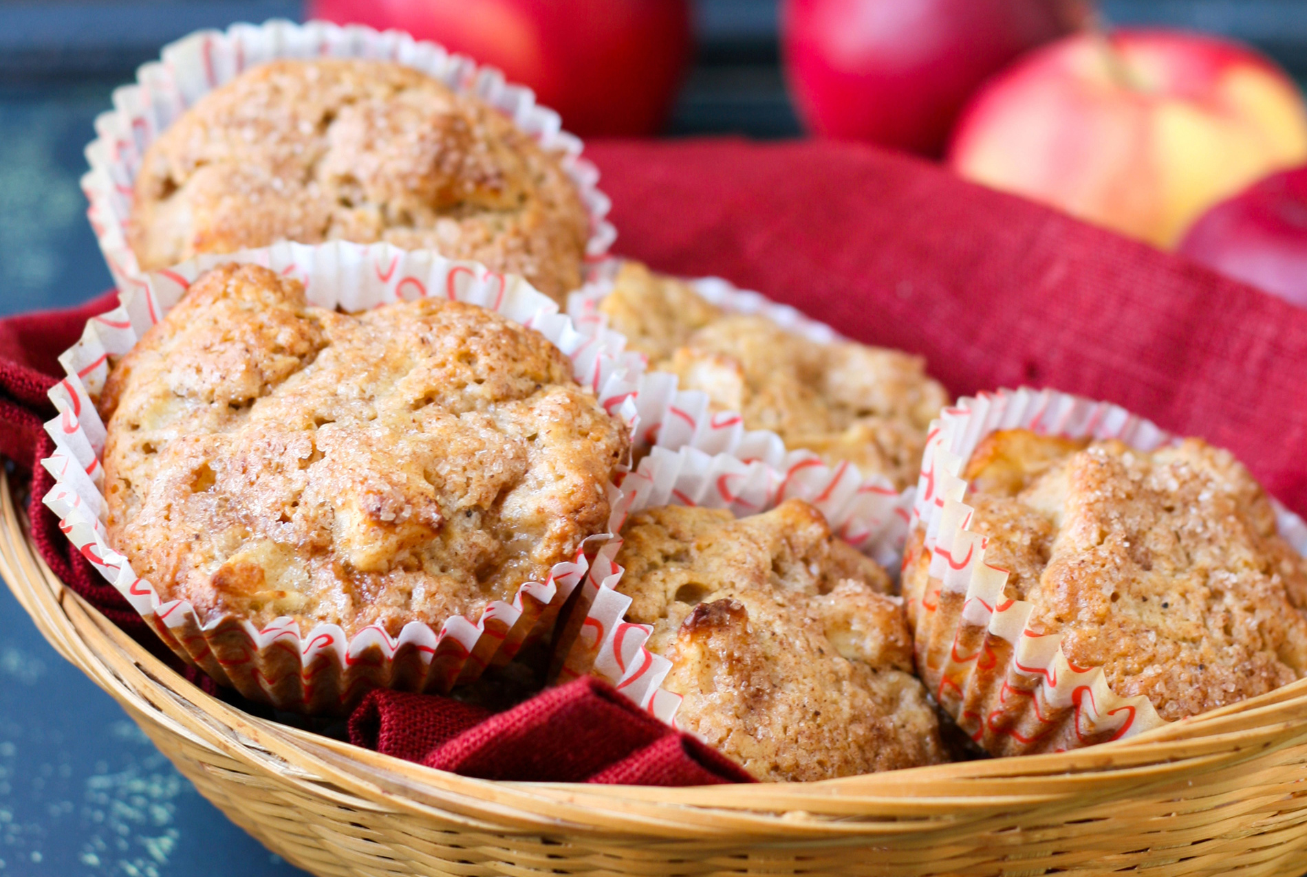 Recipes | Oat Bran Applesauce Muffins | Fareway